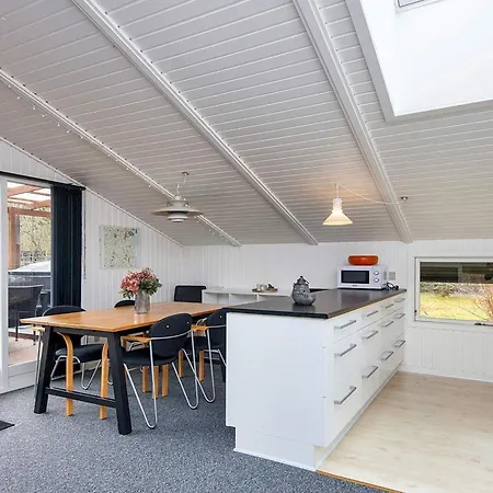 Дом отдыха 6 Person In Ansager-by Traum *